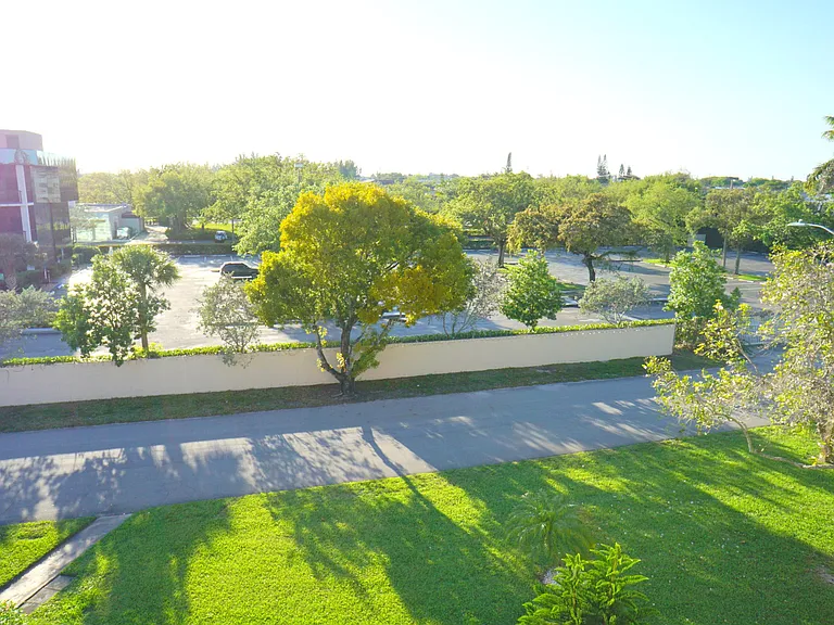401 Southampton Dr #A-401 — Photo 29