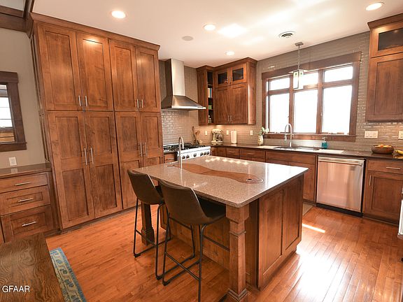 5th image of 5886 Pinehurst Ct
