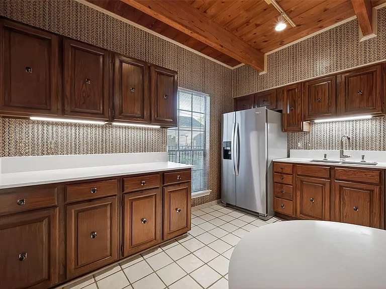 5338 Brownway St #B19 — Photo 19