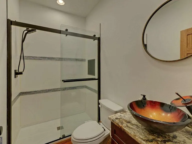 675 Freedom Heights Dr — Photo 21