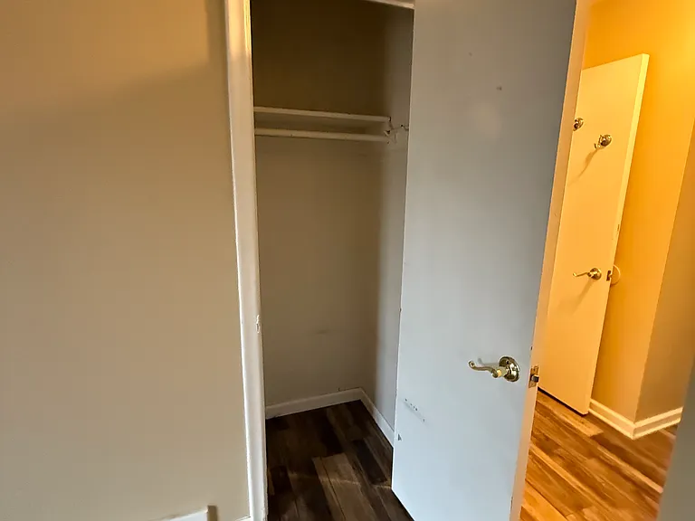 1839 Ackley Ave — Photo 11