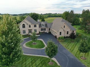 2645 Coltonville Rd, Sycamore, IL 60178