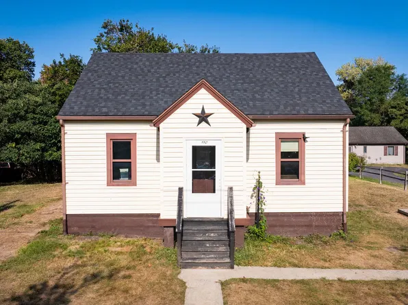 110 Golden Ln, Berkeley Springs, WV 25411