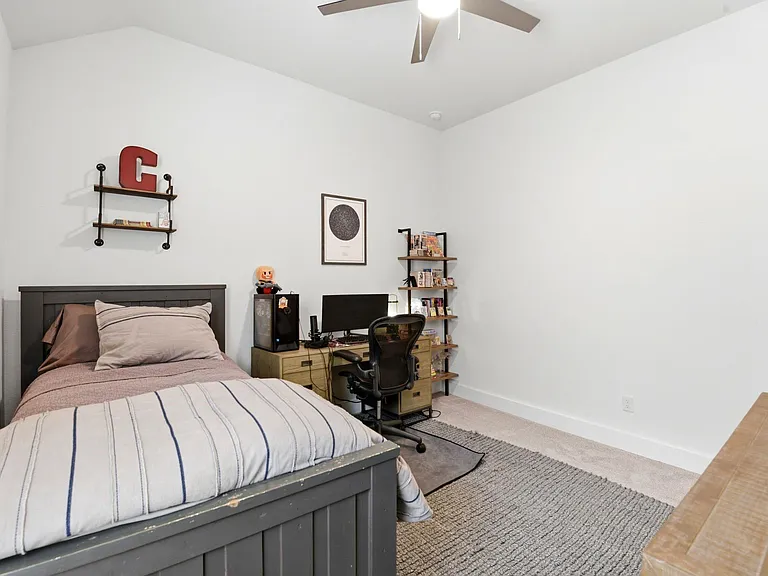27927 Spring Falls Ct — Photo 31