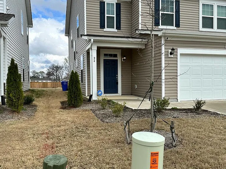 24 Blackthorn Ln — Photo 14
