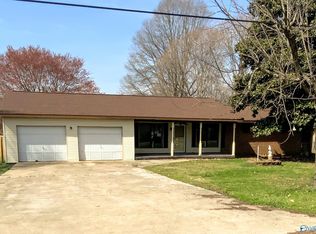 20191 Wallace Ln, Athens, AL 35614