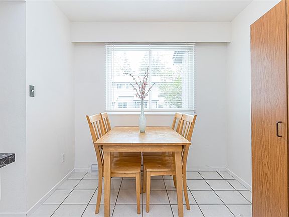 5th image of 721 Malone Rd #6