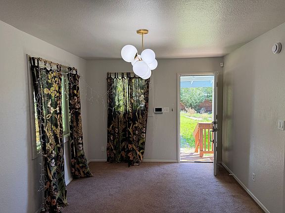 5th image of 146 E 4th Ave #2