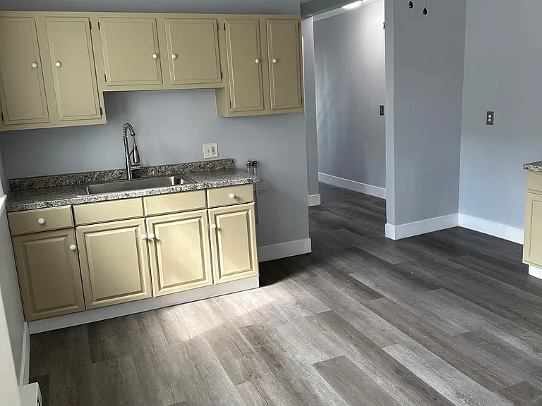 32 Call St #2 — Photo 14