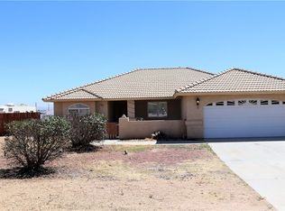 11243 Pinon Ave, Hesperia, CA 92345