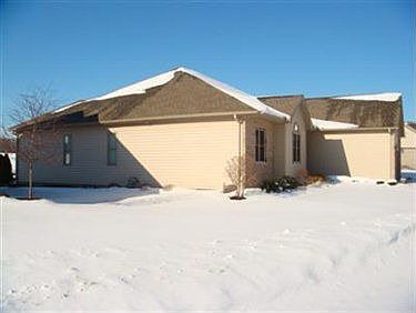 2nd image of 155 Stonehaven Dr