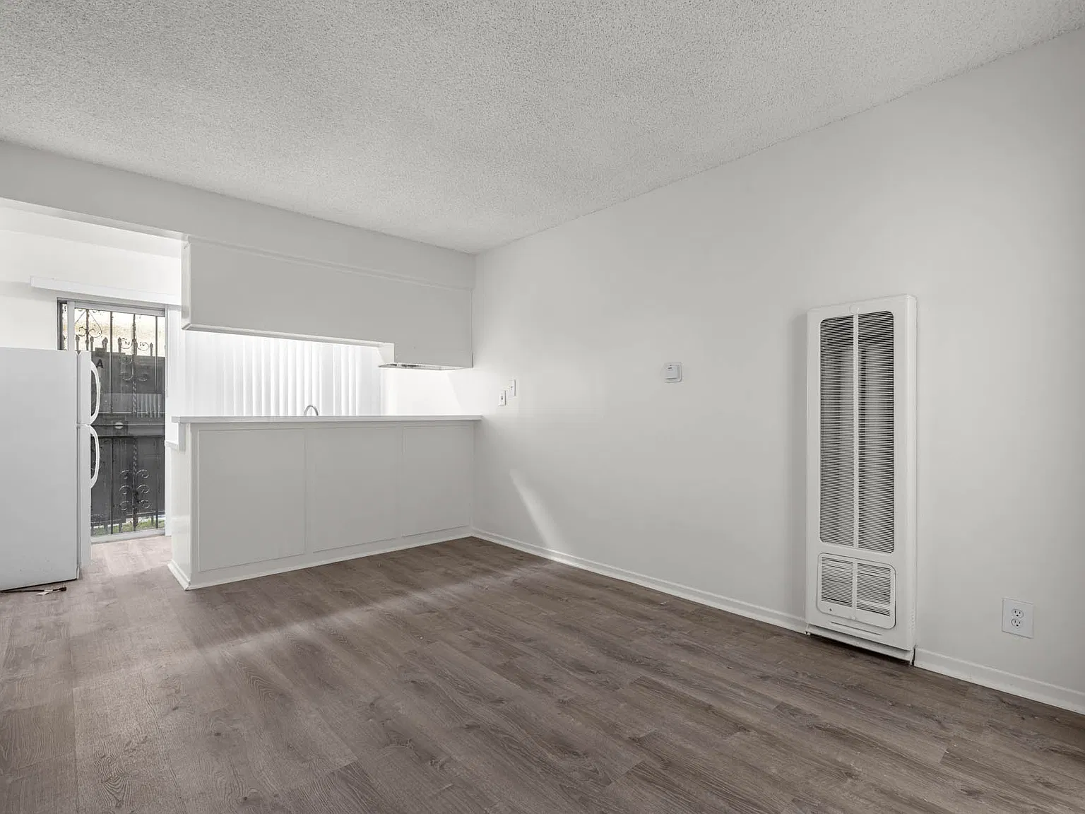 5326 La Mirada Ave — Photo 4