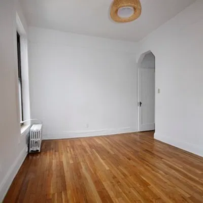 Rented by Nooklyn NYC LLC | media 13