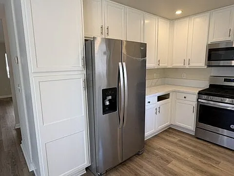 744 Walnut St #6 — Photo 2