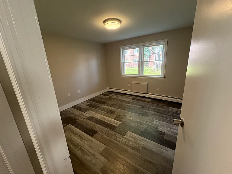 30A Hillside St #B18 — Photo 20