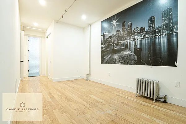 Rented by Candid Listings LLC | media 24