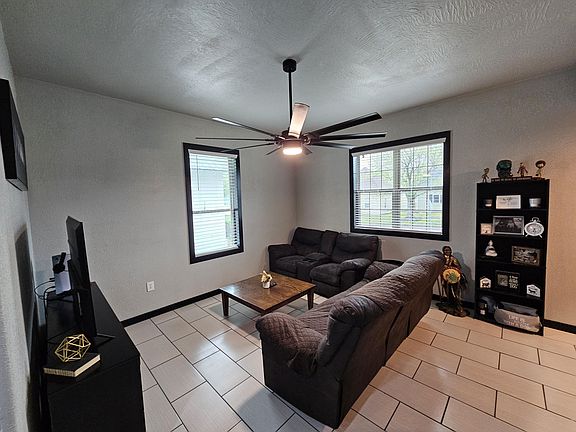 5th image of 613 8th Street