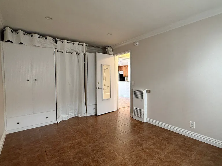 250 Cliff Dr — Photo 7