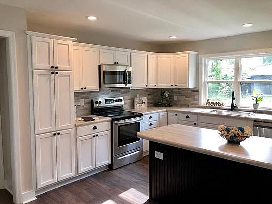 2nd image of 214 Rochelle Dr
