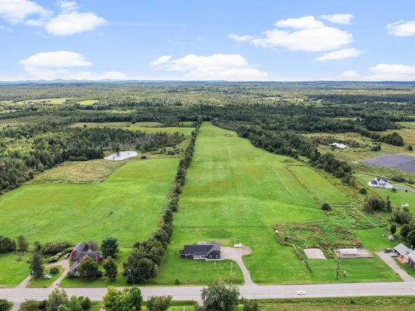 00 Main Street, Corinth, ME 04427