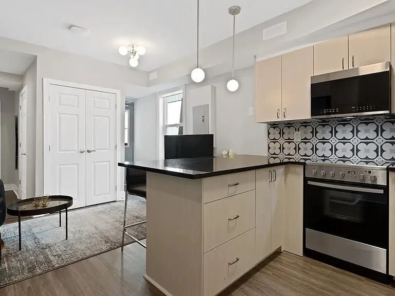 388 Chapel St #2 — Photo 4