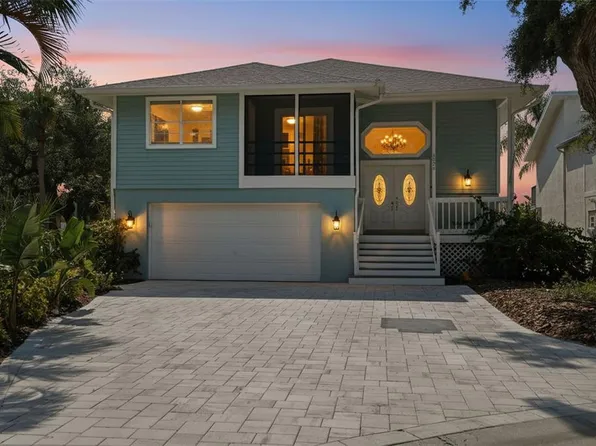 6025 Randan Ct, New Port Richey, FL 34652