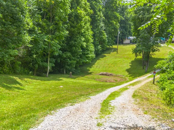 6437 Peytonsville Arno Rd, College Grove, TN 37046