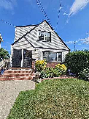 1st image of 14549 222nd St #1