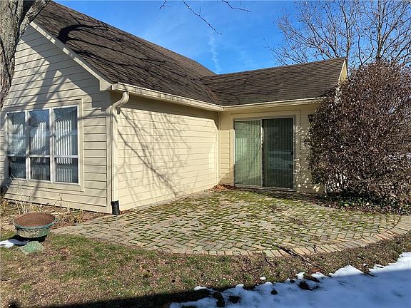 3rd image of 5740 Crystal Bay Dr W