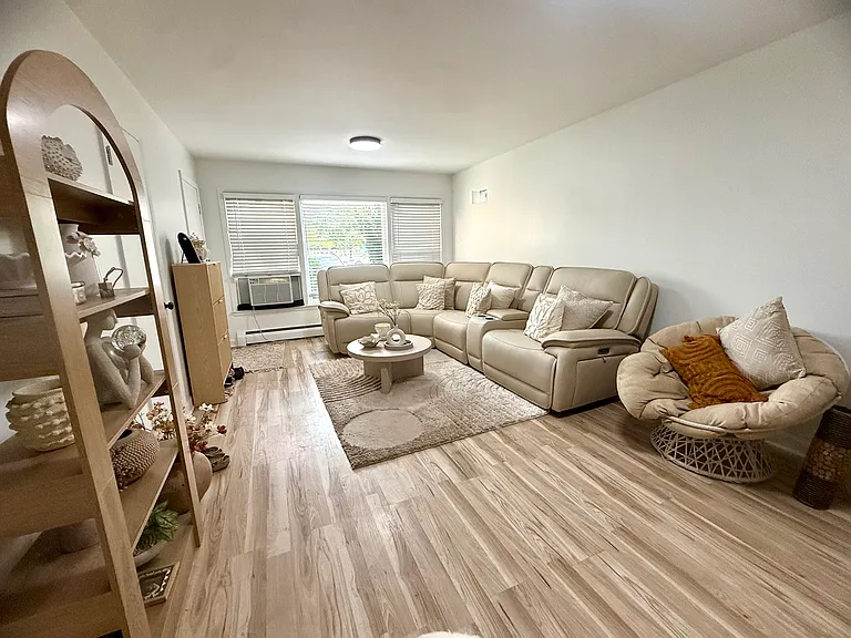 2308 Oakton St #1 — Photo 2