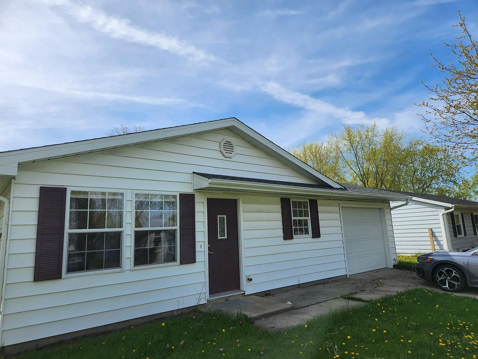 1008 Bellvue Dr photo 1