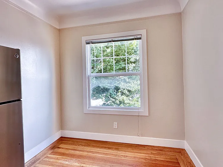 Anita Road Apartments — Photo 7