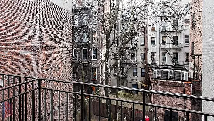 Rented by REAL New York | media 27