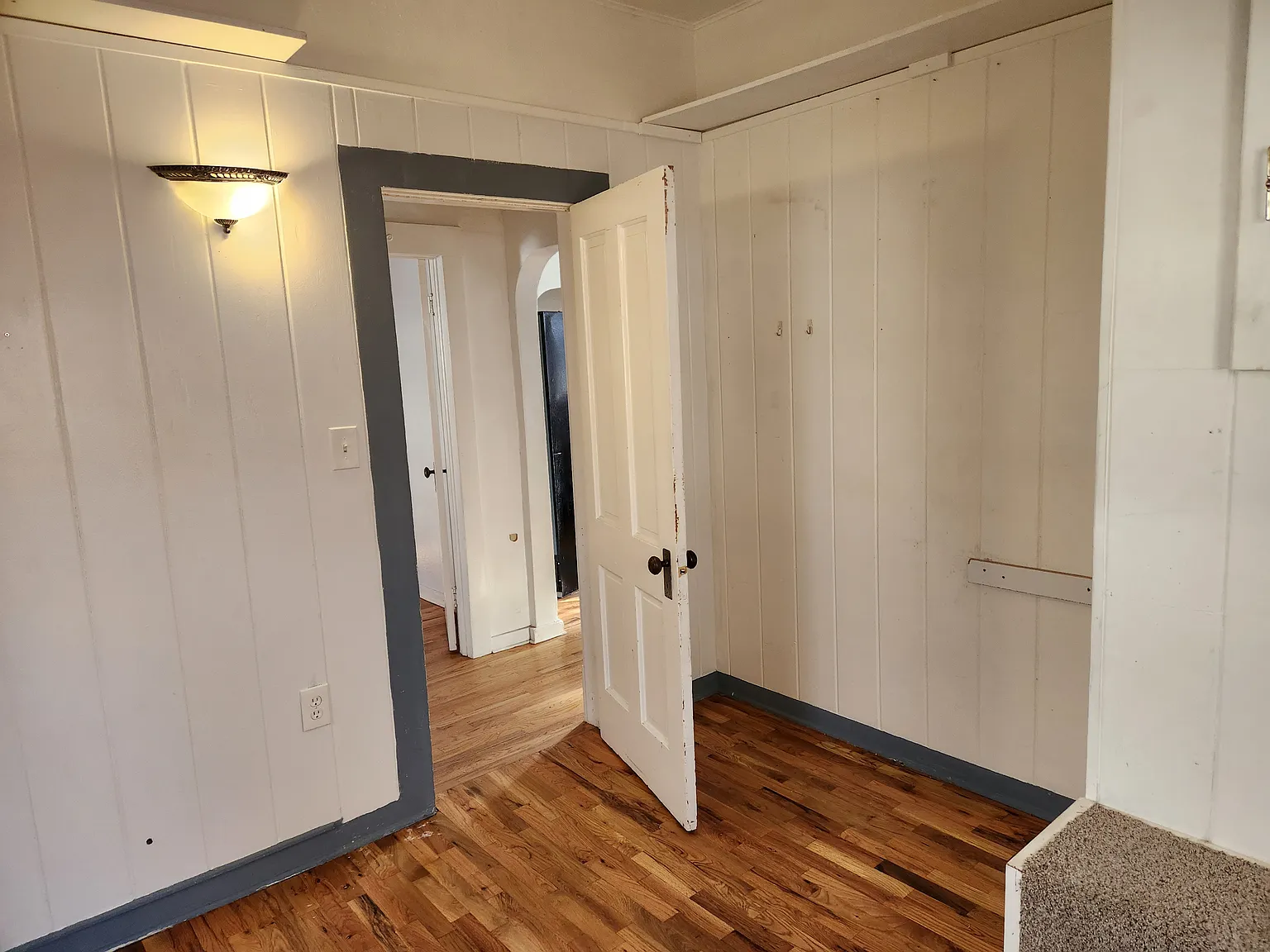 2 bed, 900 sqft, $1,635 — Photo 3