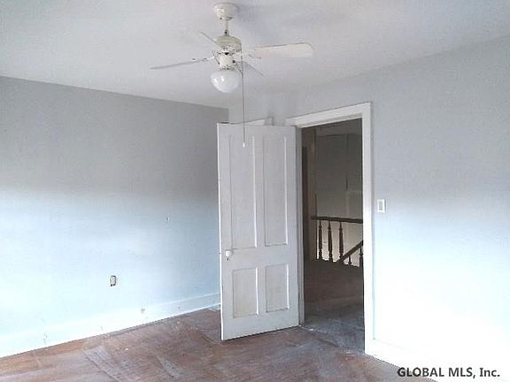 3rd image of 65 Archibald St