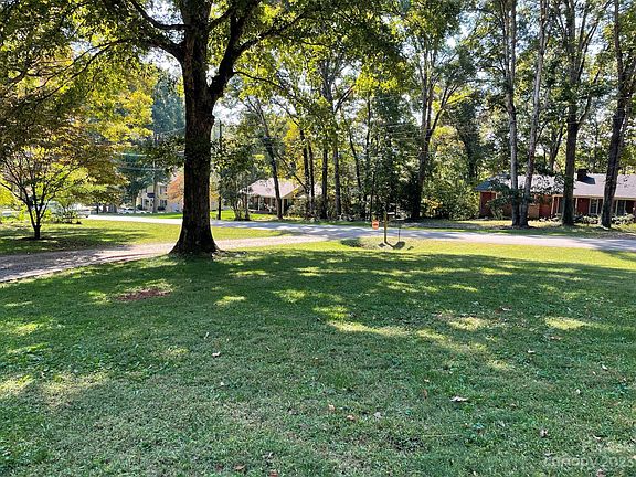 5th image of 109 Crest Hill Dr
