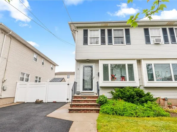 41 Bent St, Staten Island, NY 10312