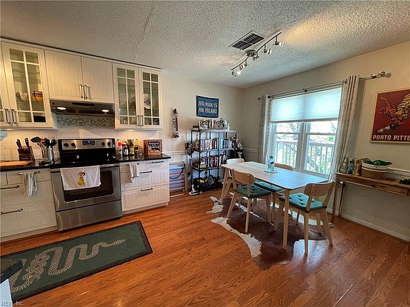 5th image of 3127 Tidal Bay Ln #104