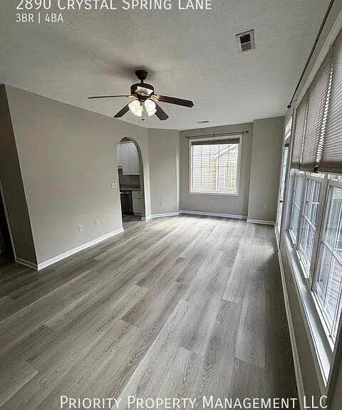 2890 Crystal Spring Ln — Photo 17