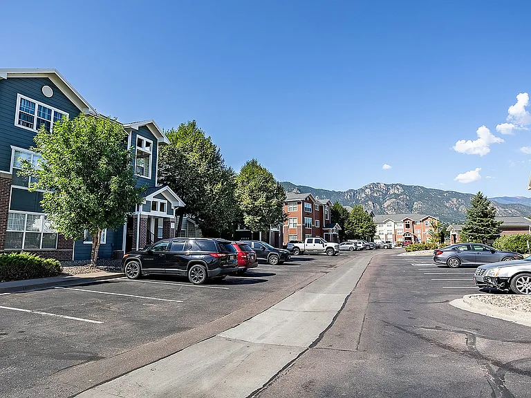 Westmeadow Peaks — Photo 38