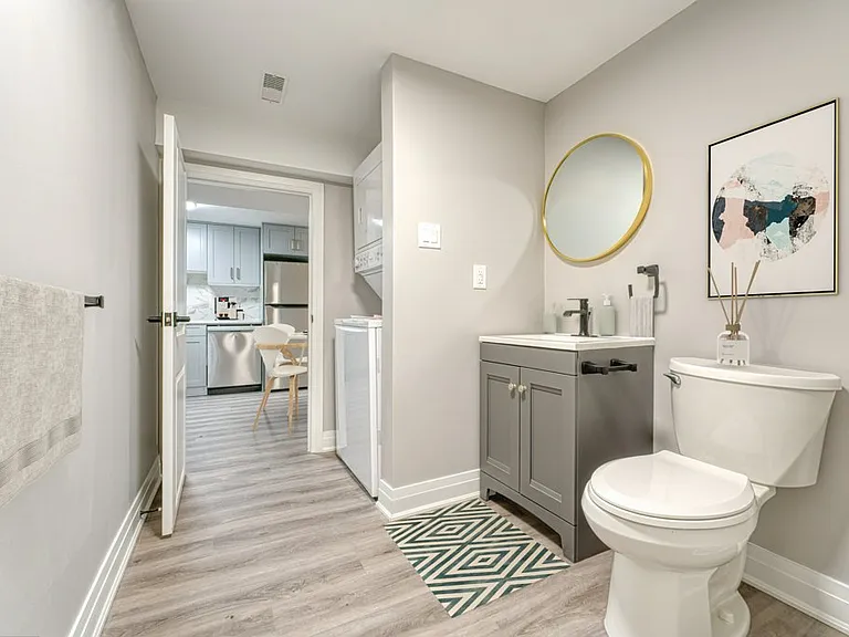 1344 Waverley Cres #2 — Photo 17