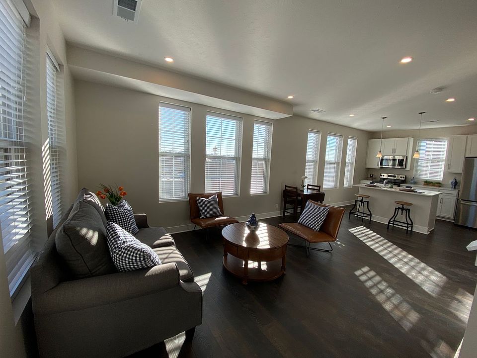The Hinge Flats Apartment Rentals Ralston, NE Zillow