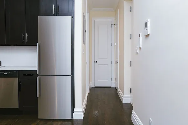 Rented by Nooklyn NYC LLC | media 16