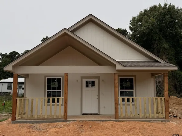 22812 Creekwood Dr, Flint, TX 75762