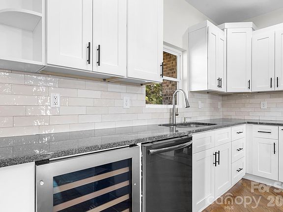 4th image of 3386 Blackburn Bridge Rd