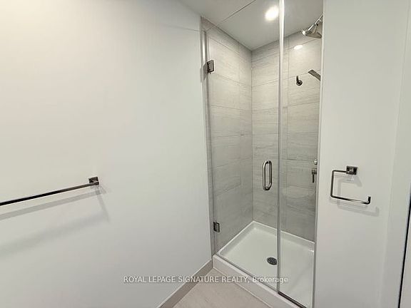 5th image of 1 Fairview Rd E #1309