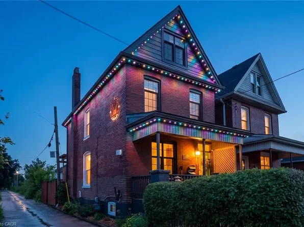 26 Campbell Ave, Hamilton, ON L8L 2N1