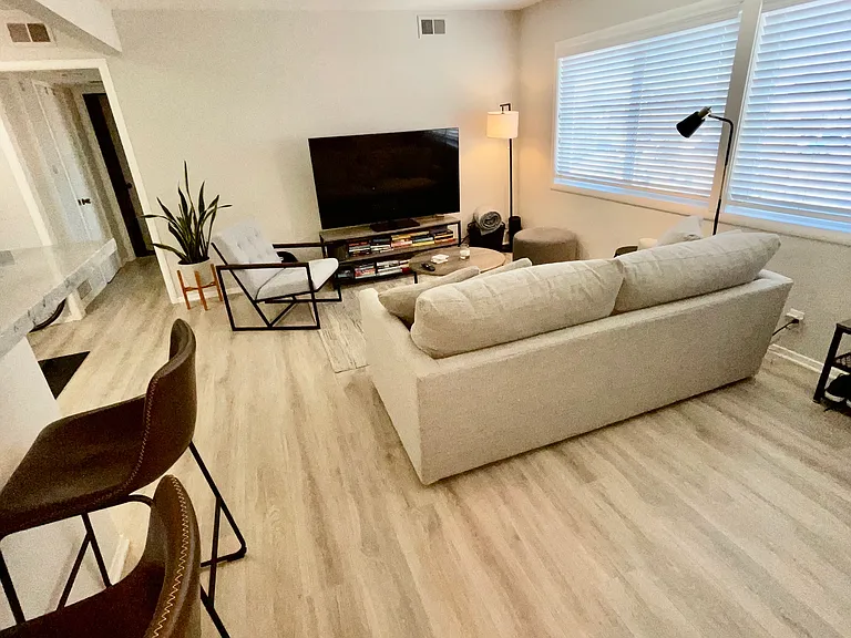 1601 Bridgeway #F — Photo 4