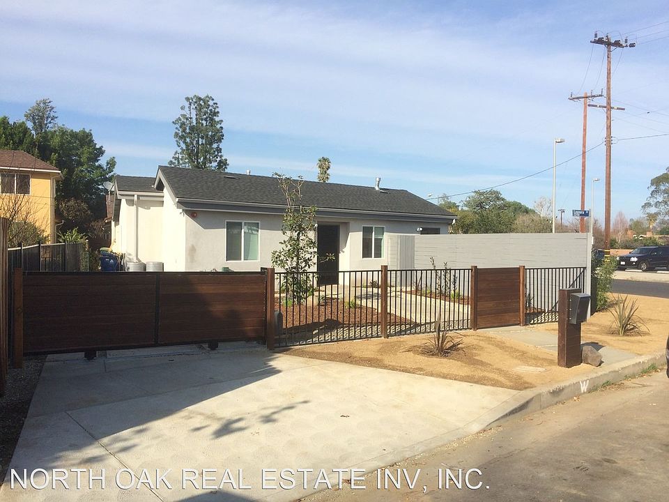 1st image of 22707 Leonora Dr