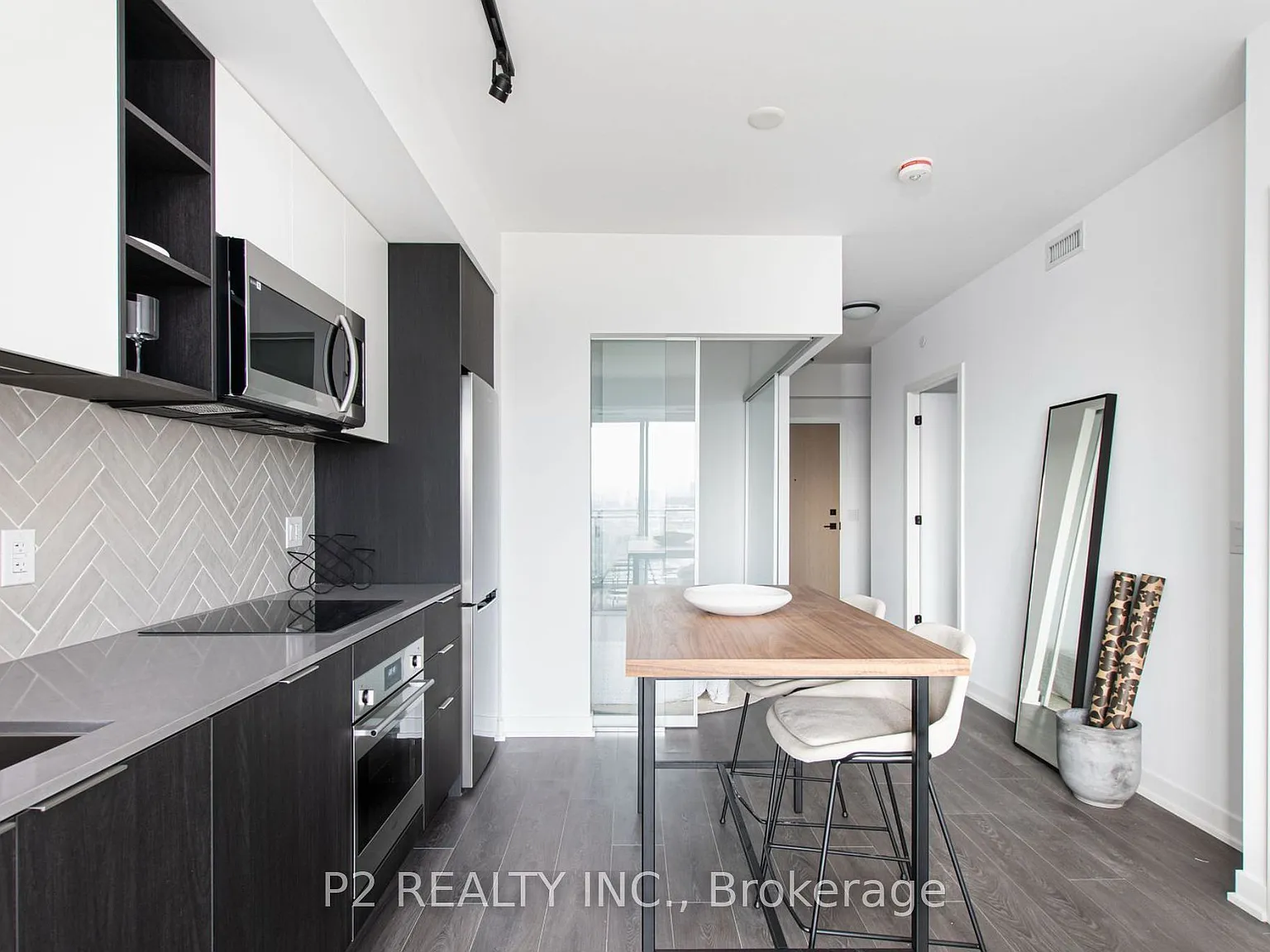 2 bed, $2,700 — Photo 3